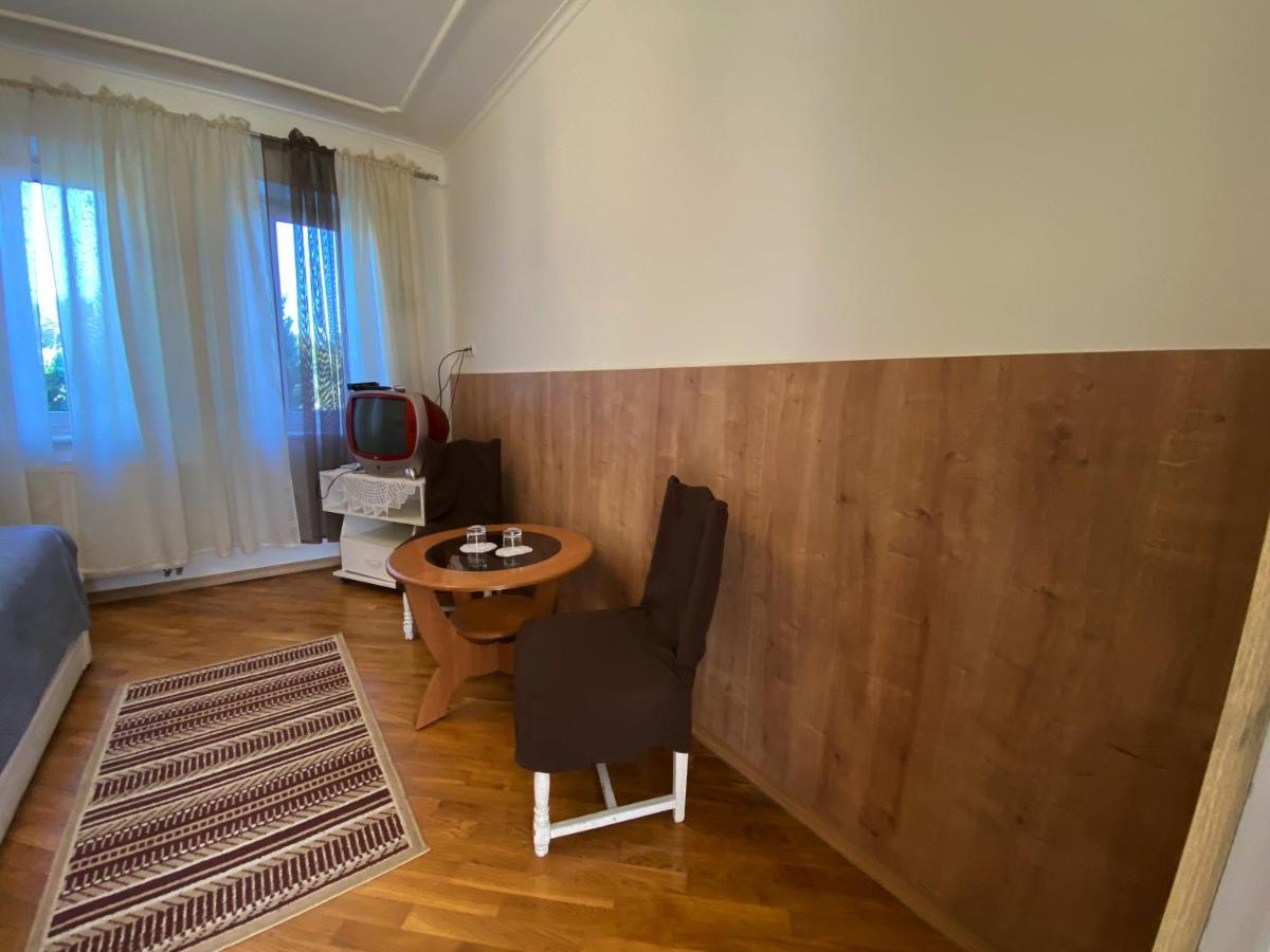 Olena Resort Briukhovychi Dış mekan fotoğraf