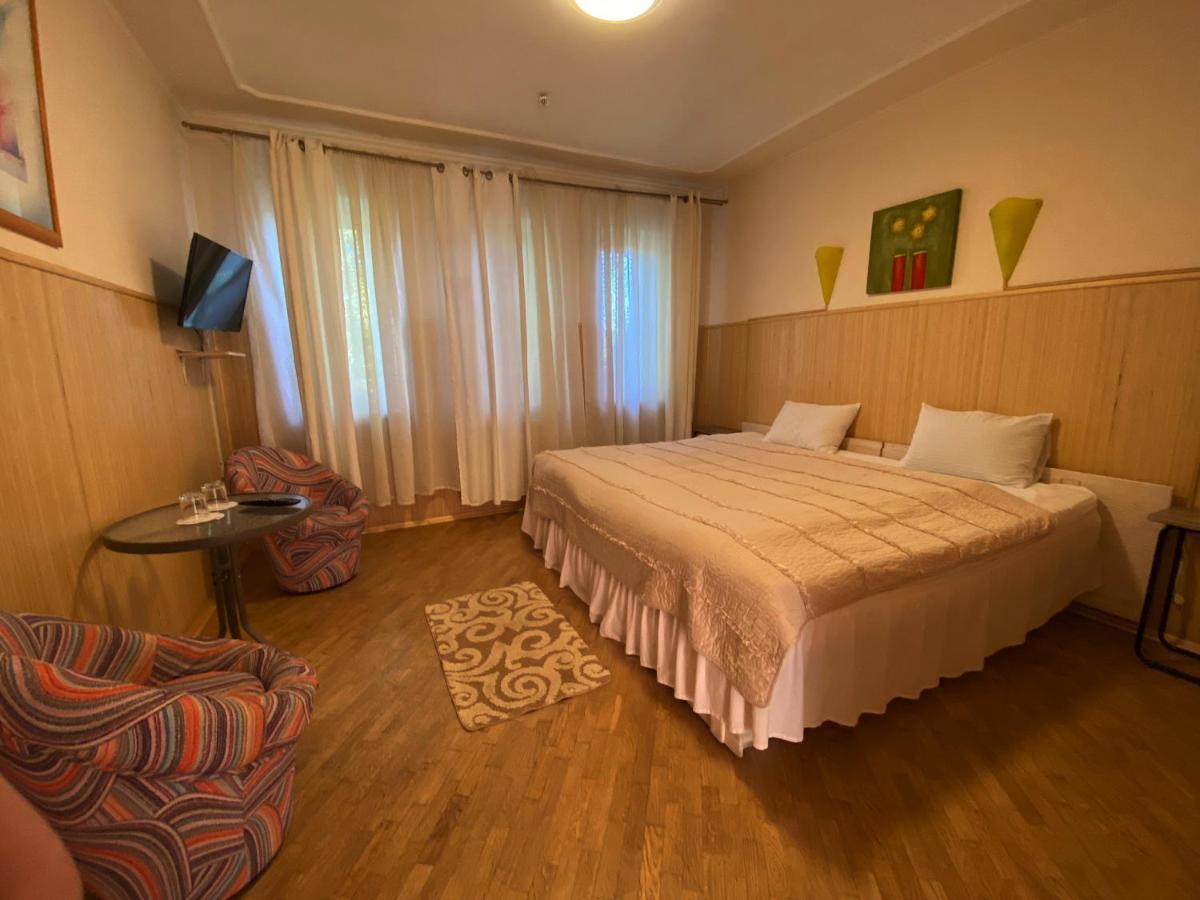 Olena Resort Briukhovychi Dış mekan fotoğraf