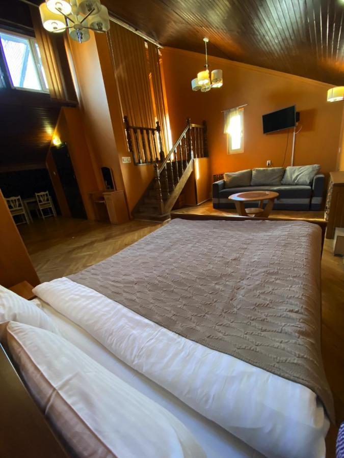 Olena Resort Briukhovychi Dış mekan fotoğraf