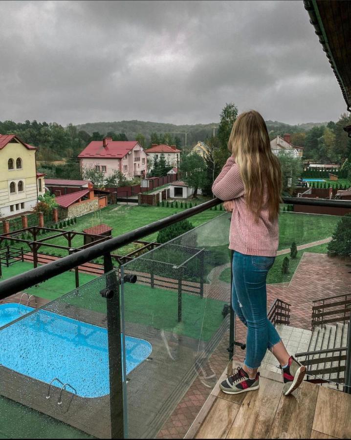 Olena Resort Briukhovychi Dış mekan fotoğraf